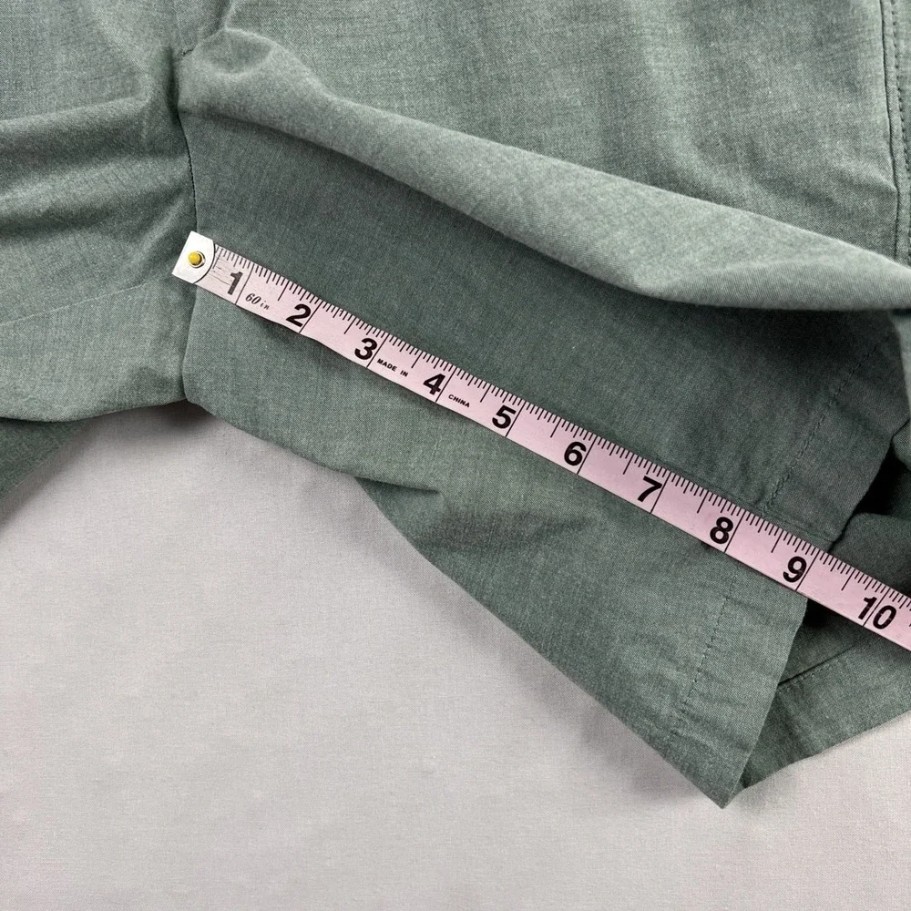 Banana Republic Aiden Club Shorts size 30 flat front Chino Sage Green Classic